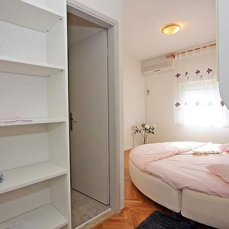 Apartment Samanta Supetar Ngoại thất bức ảnh